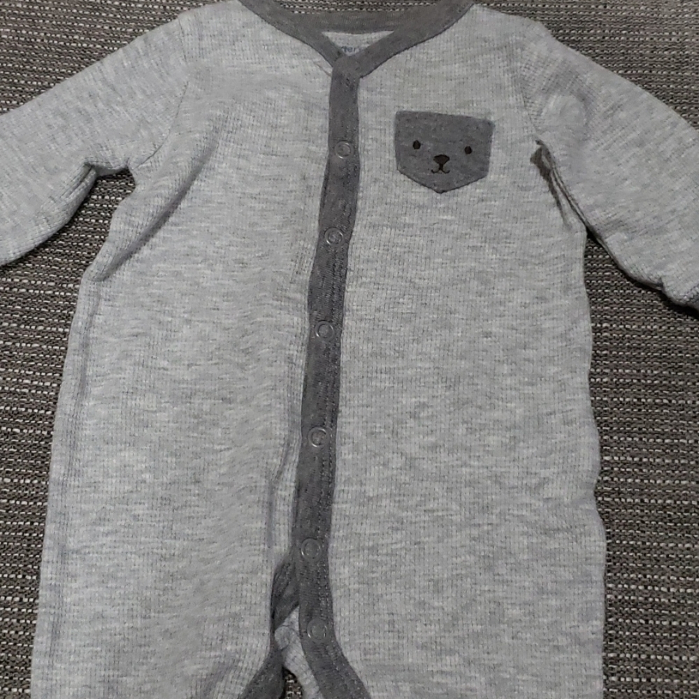 Grey sleeper with cute bear pocket!